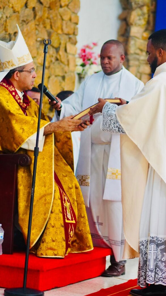 Toma de posesion P. Jose (5)